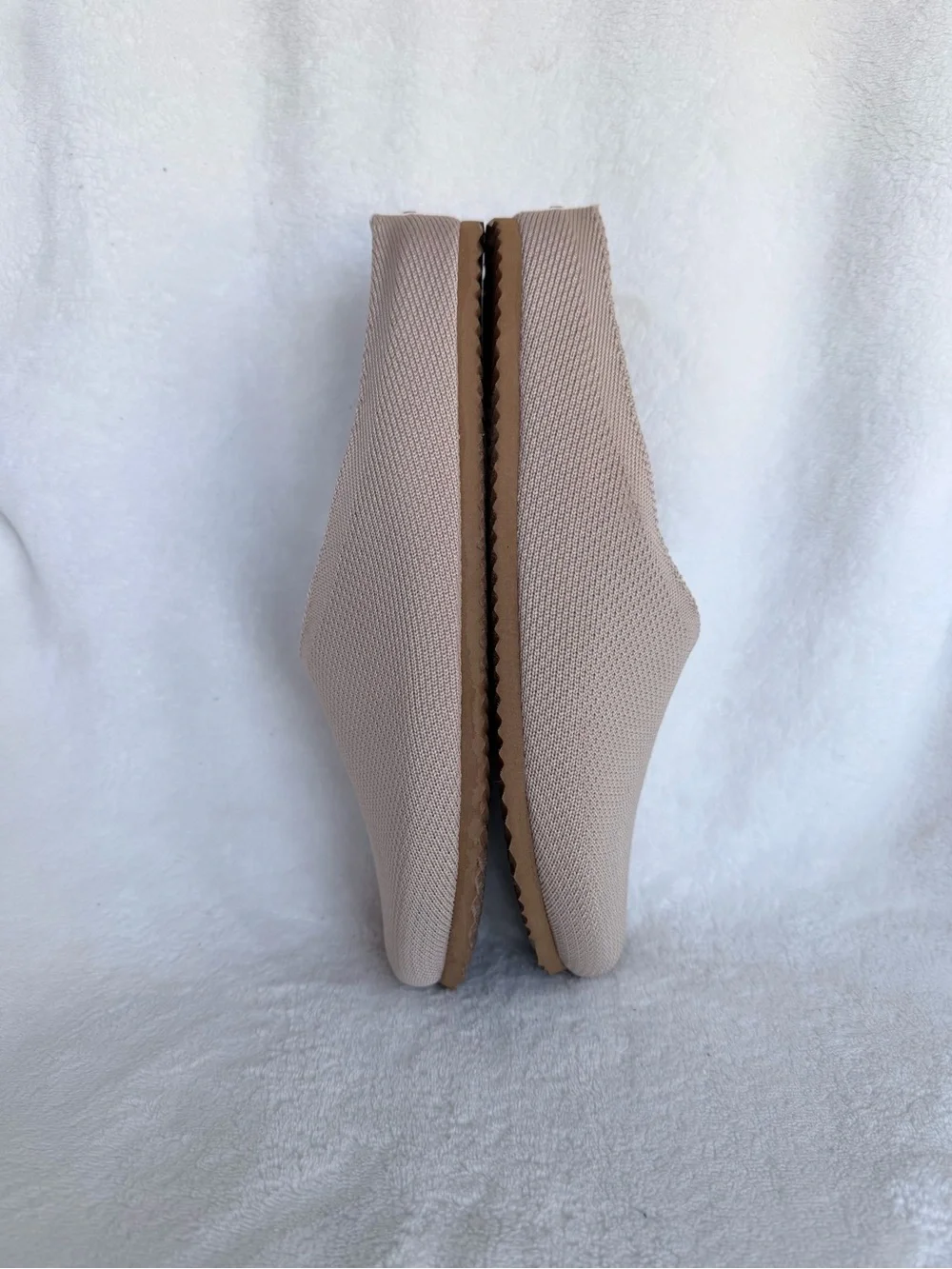 Danskin Ultra Light Comfort Memory Foam Knit Mule Slippers – Women’s US 8.5